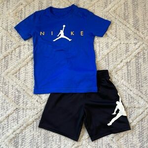 **SOLD** Jordan Boys Set